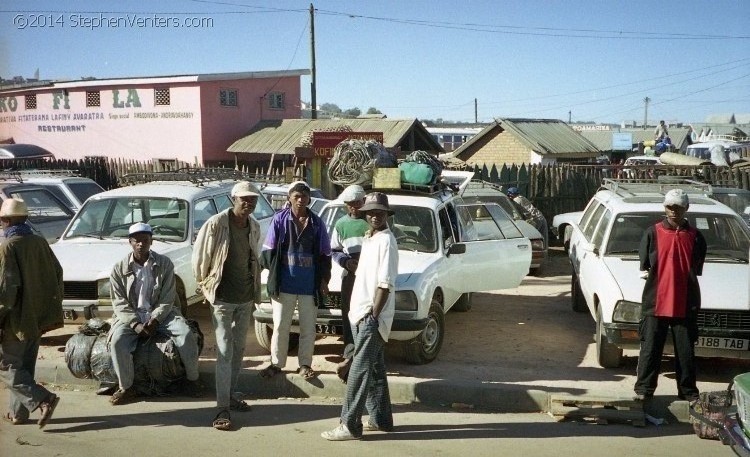 Around the World Trip 2001 - StephenVenters.com