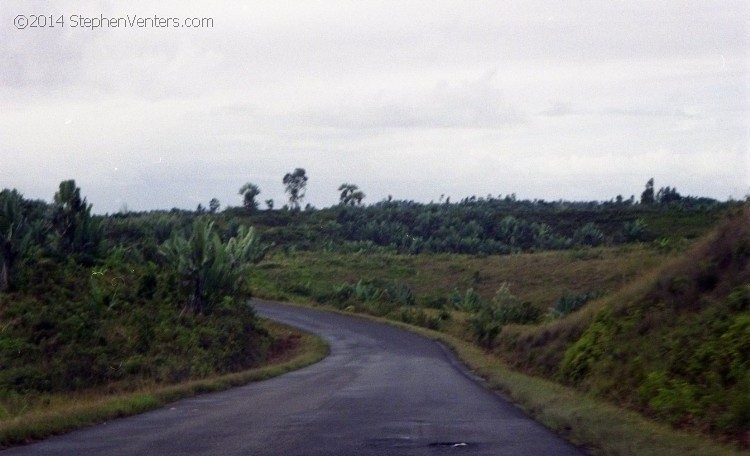 Around the World Trip 2001 - StephenVenters.com