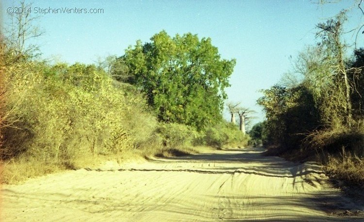 Around the World Trip 2001 - StephenVenters.com