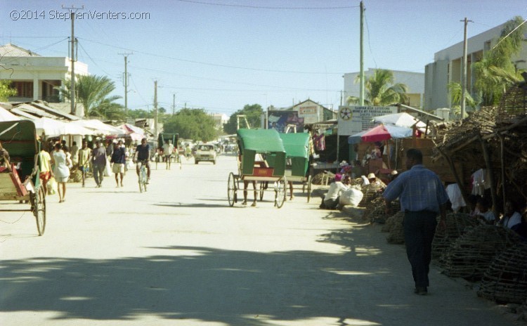 Around the World Trip 2001 - StephenVenters.com