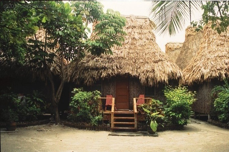 Relaxing in Belize 2007 - StephenVenters.com