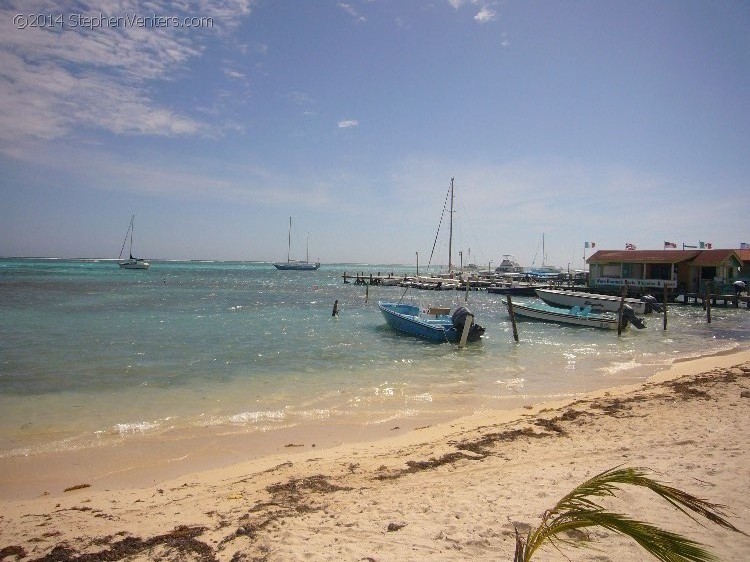 Relaxing in Belize 2007 - StephenVenters.com