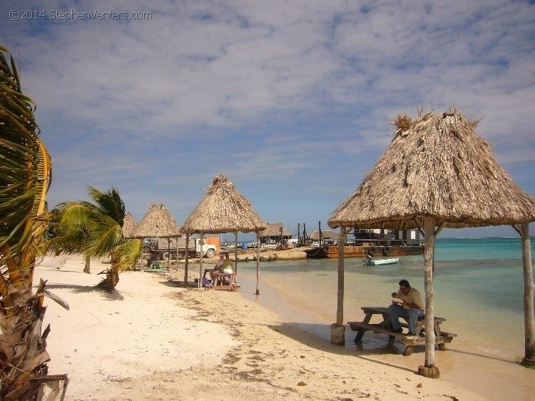 Relaxing in Belize 2007 - StephenVenters.com