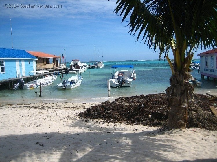 Relaxing in Belize 2007 - StephenVenters.com