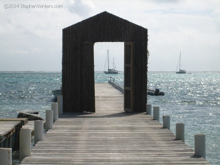 Relaxing in Belize 2007 - StephenVenters.com