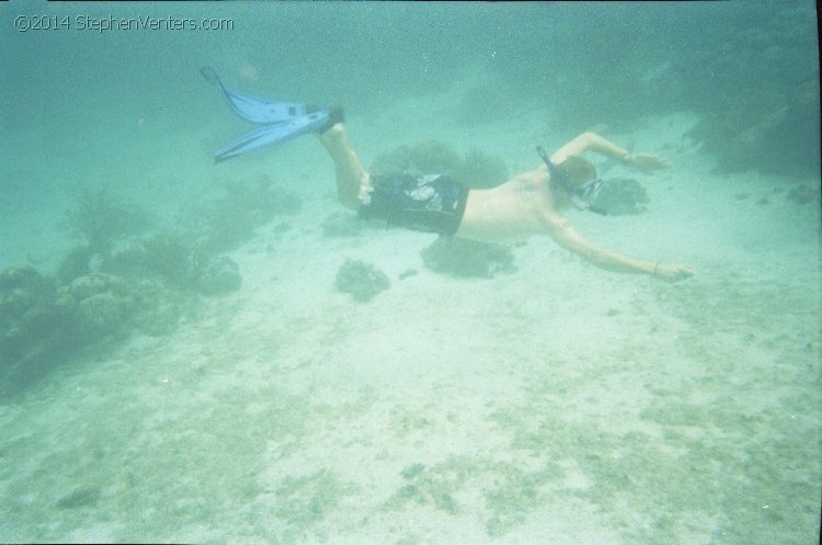 Relaxing in Belize 2007 - StephenVenters.com