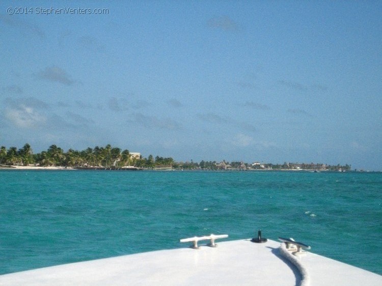 Relaxing in Belize 2007 - StephenVenters.com