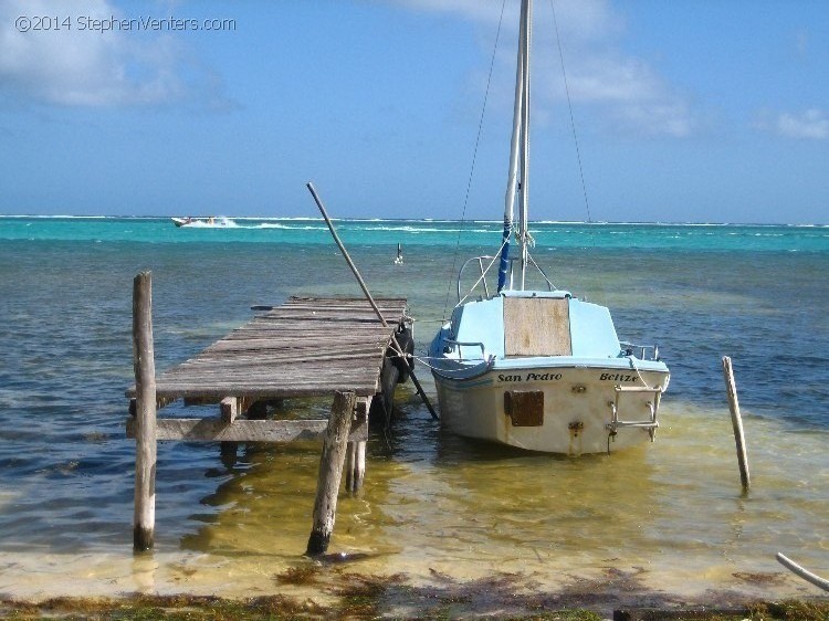 Relaxing in Belize 2007 - StephenVenters.com