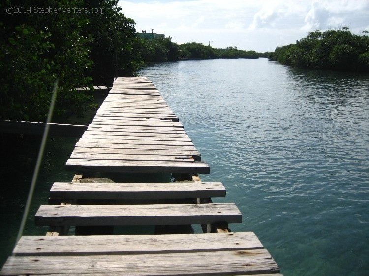 Relaxing in Belize 2007 - StephenVenters.com