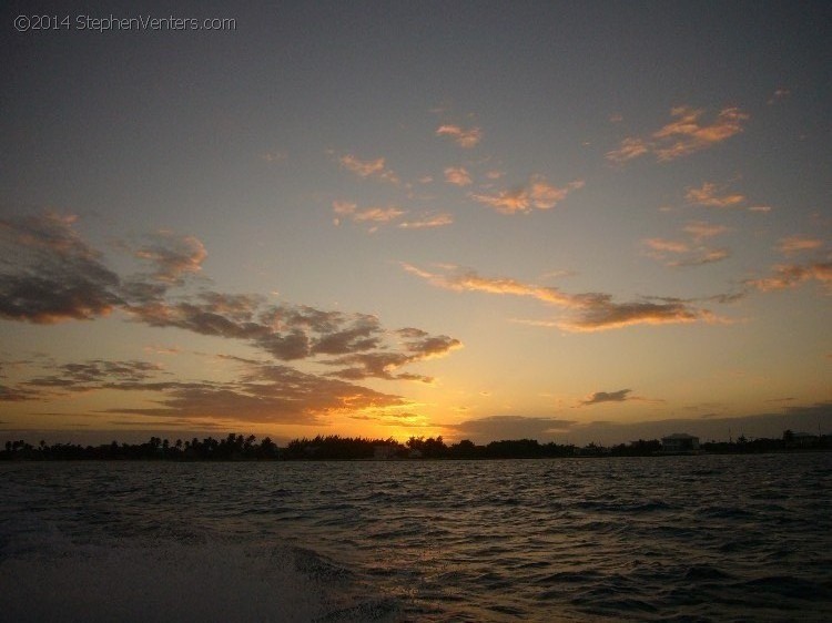 Relaxing in Belize 2007 - StephenVenters.com