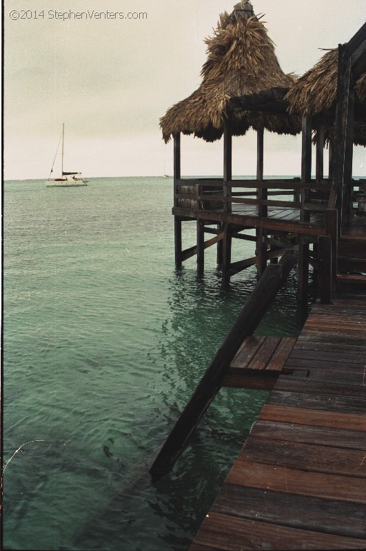 Relaxing in Belize 2007 - StephenVenters.com