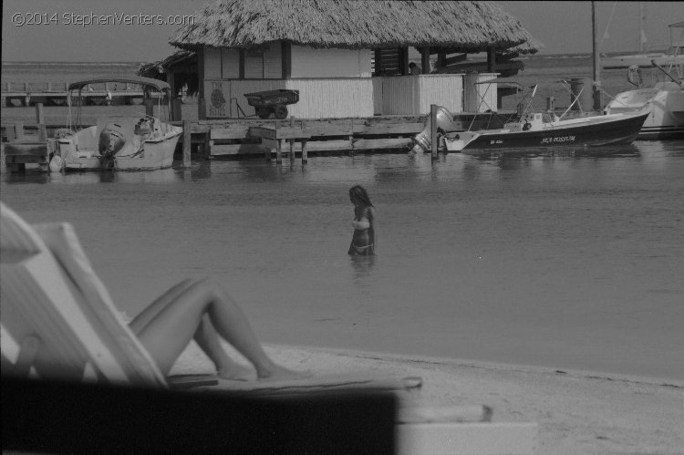 Relaxing in Belize 2007 - StephenVenters.com