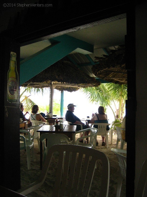 Relaxing in Belize 2007 - StephenVenters.com