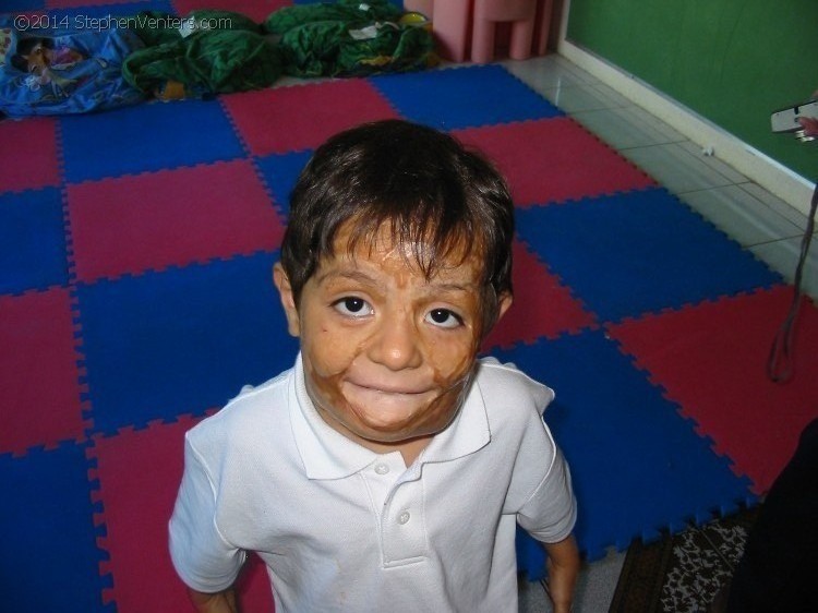 Shoes for Orphaned Soles in Guatemala (2007) - StephenVenters.com