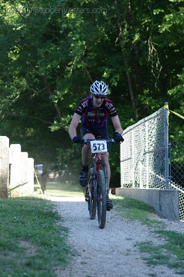 Alpine Shop / Lone Wolf Dirt Crit - Race 1 2010 - StephenVenters.com