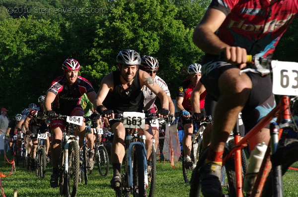 Alpine Shop / Lone Wolf Dirt Crit - Race 1 2010 - StephenVenters.com