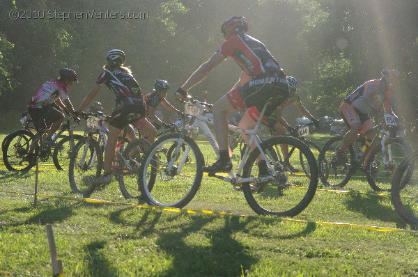 Alpine Shop / Lone Wolf Dirt Crit - Race 1 2010 - StephenVenters.com