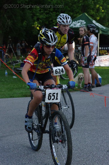 Alpine Shop / Lone Wolf Dirt Crit - Race 1 2010 - StephenVenters.com