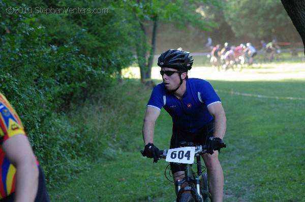 Alpine Shop / Lone Wolf Dirt Crit - Race 1 2010 - StephenVenters.com