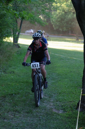 Alpine Shop / Lone Wolf Dirt Crit - Race 1 2010 - StephenVenters.com