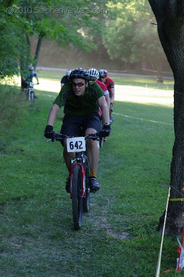 Alpine Shop / Lone Wolf Dirt Crit - Race 1 2010 - StephenVenters.com