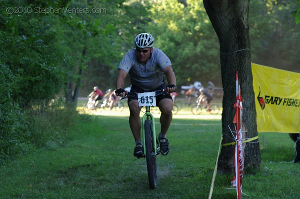 Alpine Shop / Lone Wolf Dirt Crit - Race 1 2010 - StephenVenters.com