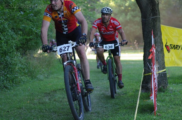 Alpine Shop / Lone Wolf Dirt Crit - Race 1 2010 - StephenVenters.com