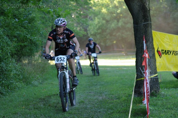 Alpine Shop / Lone Wolf Dirt Crit - Race 1 2010 - StephenVenters.com