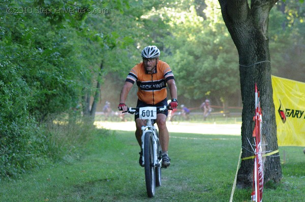 Alpine Shop / Lone Wolf Dirt Crit - Race 1 2010 - StephenVenters.com