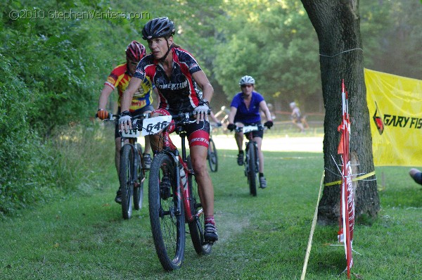 Alpine Shop / Lone Wolf Dirt Crit - Race 1 2010 - StephenVenters.com