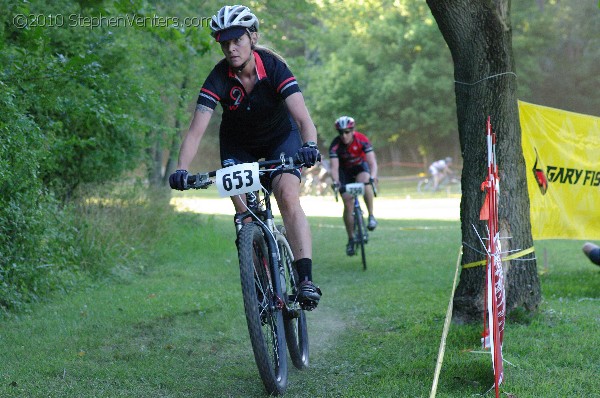 Alpine Shop / Lone Wolf Dirt Crit - Race 1 2010 - StephenVenters.com