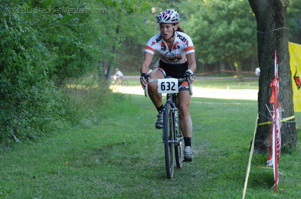 Alpine Shop / Lone Wolf Dirt Crit - Race 1 2010 - StephenVenters.com