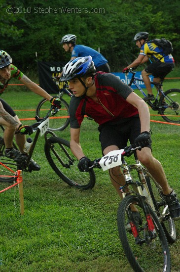 Alpine Shop / Lone Wolf Dirt Crit - Race 3 2010 - StephenVenters.com