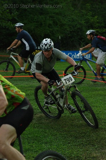 Alpine Shop / Lone Wolf Dirt Crit - Race 3 2010 - StephenVenters.com