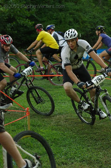 Alpine Shop / Lone Wolf Dirt Crit - Race 3 2010 - StephenVenters.com