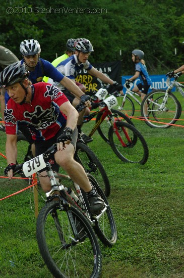 Alpine Shop / Lone Wolf Dirt Crit - Race 3 2010 - StephenVenters.com