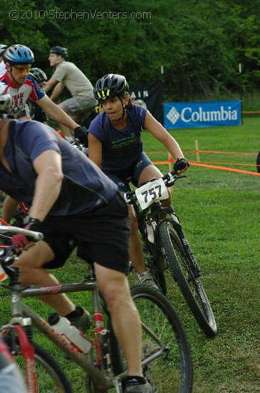 Alpine Shop / Lone Wolf Dirt Crit - Race 3 2010 - StephenVenters.com