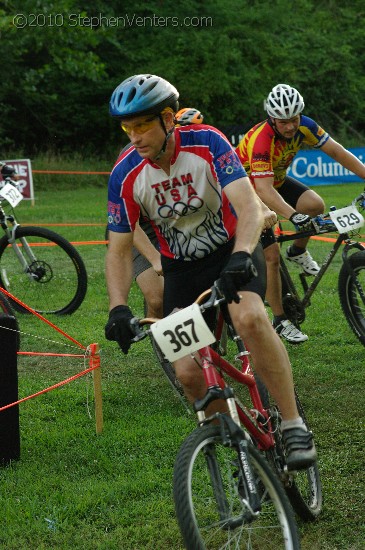 Alpine Shop / Lone Wolf Dirt Crit - Race 3 2010 - StephenVenters.com