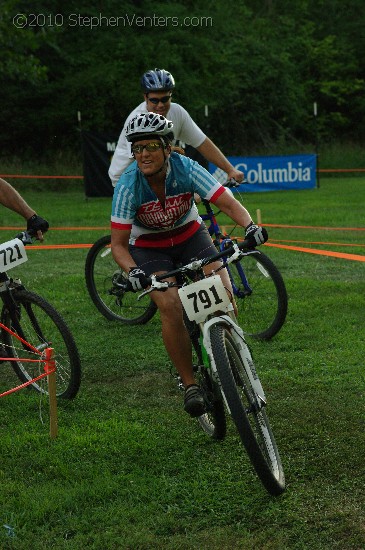 Alpine Shop / Lone Wolf Dirt Crit - Race 3 2010 - StephenVenters.com