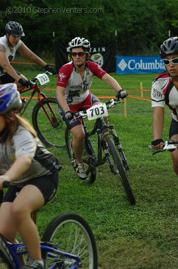 Alpine Shop / Lone Wolf Dirt Crit - Race 3 2010 - StephenVenters.com