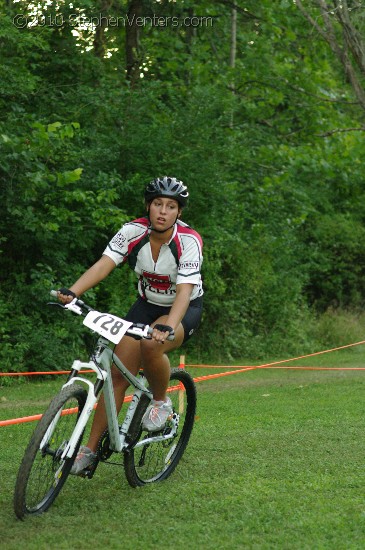 Alpine Shop / Lone Wolf Dirt Crit - Race 3 2010 - StephenVenters.com