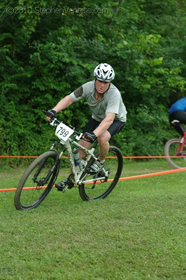 Alpine Shop / Lone Wolf Dirt Crit - Race 3 2010 - StephenVenters.com