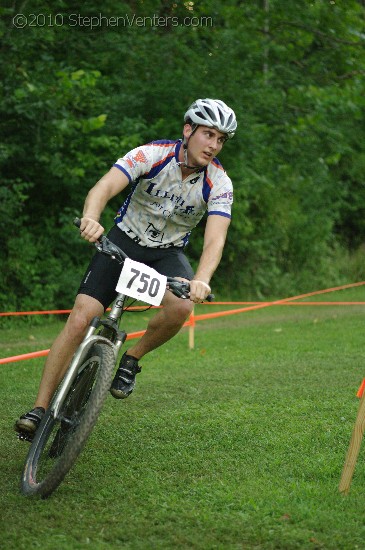 Alpine Shop / Lone Wolf Dirt Crit - Race 3 2010 - StephenVenters.com