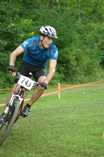 Alpine Shop / Lone Wolf Dirt Crit - Race 3 2010 - StephenVenters.com