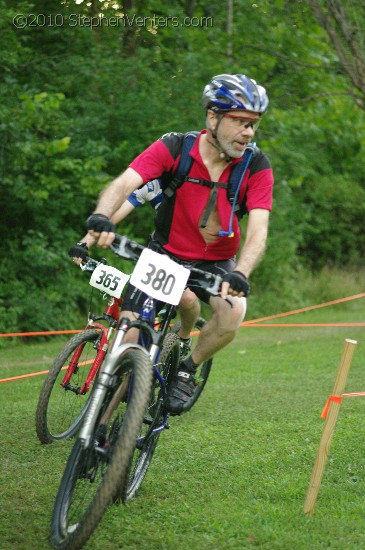 Alpine Shop / Lone Wolf Dirt Crit - Race 3 2010 - StephenVenters.com