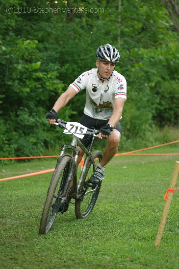 Alpine Shop / Lone Wolf Dirt Crit - Race 3 2010 - StephenVenters.com