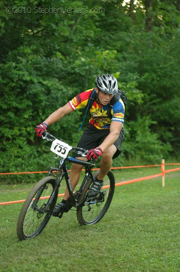 Alpine Shop / Lone Wolf Dirt Crit - Race 3 2010 - StephenVenters.com