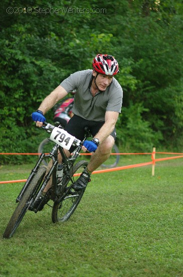 Alpine Shop / Lone Wolf Dirt Crit - Race 3 2010 - StephenVenters.com