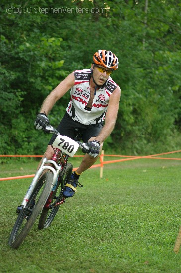 Alpine Shop / Lone Wolf Dirt Crit - Race 3 2010 - StephenVenters.com