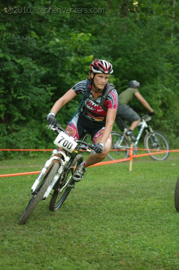 Alpine Shop / Lone Wolf Dirt Crit - Race 3 2010 - StephenVenters.com